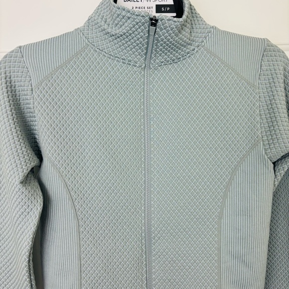 Bailey 44 Sport NWT Workout Set Leggings and Zip up Jacket Size Small - Picture 3 of 14